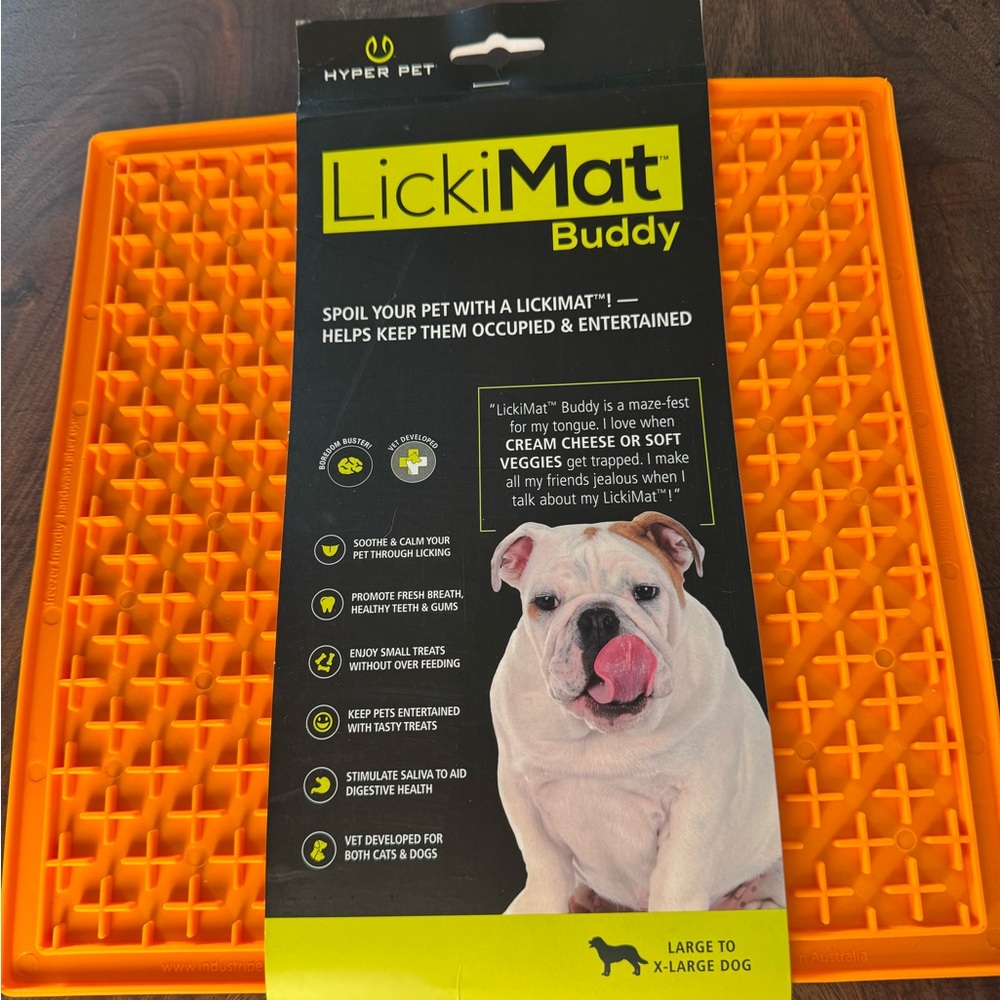 LickiMat Buddy Orange Pet Mat